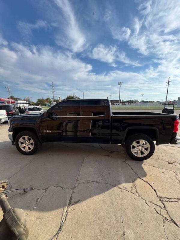 2018 GMC Sierra 1500 SLE's photo