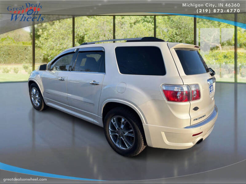 2011 GMC Acadia Denali