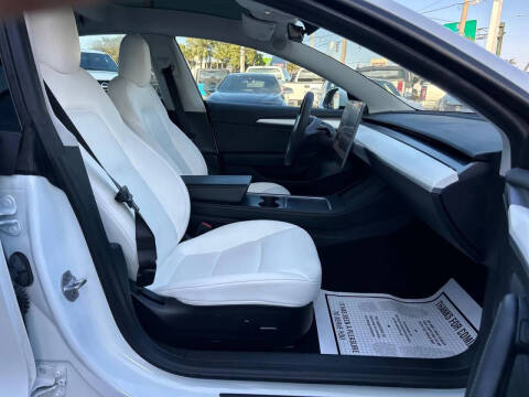 2023 Tesla Model 3