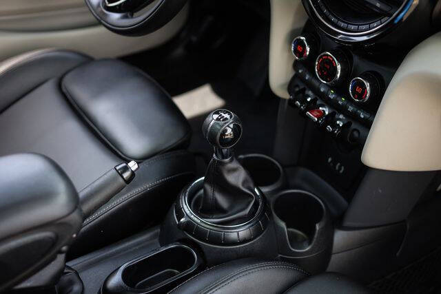 2016 MINI Hardtop 2 Door Cooper