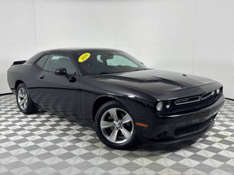 2016 Dodge Challenger SXT
