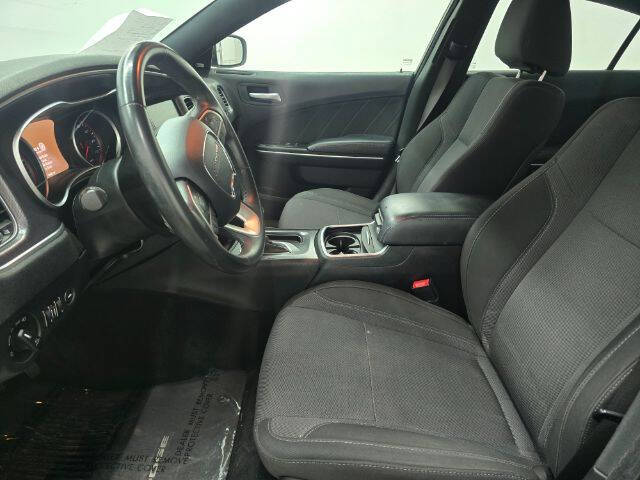 2015 Dodge Charger SXT