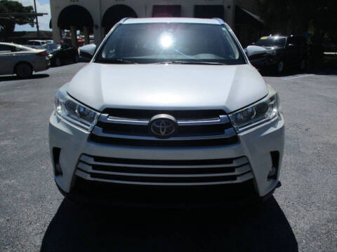 2017 Toyota Highlander XLE