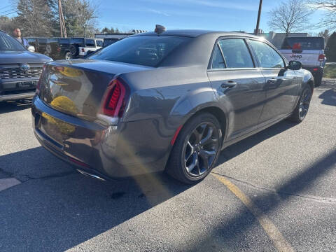 2023 Chrysler 300 S V6