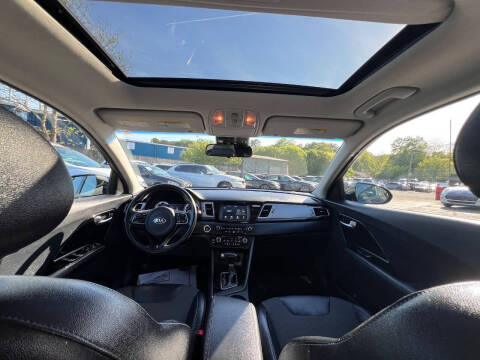 2017 Kia Niro EX