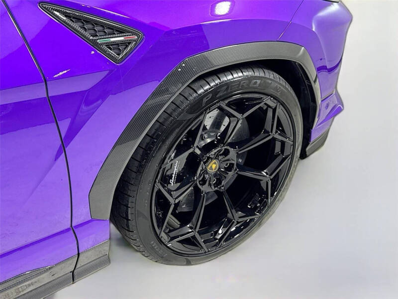 2024 Lamborghini Urus Performante