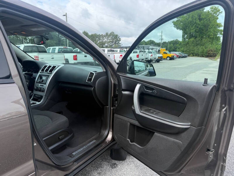 2011 GMC Acadia SLE