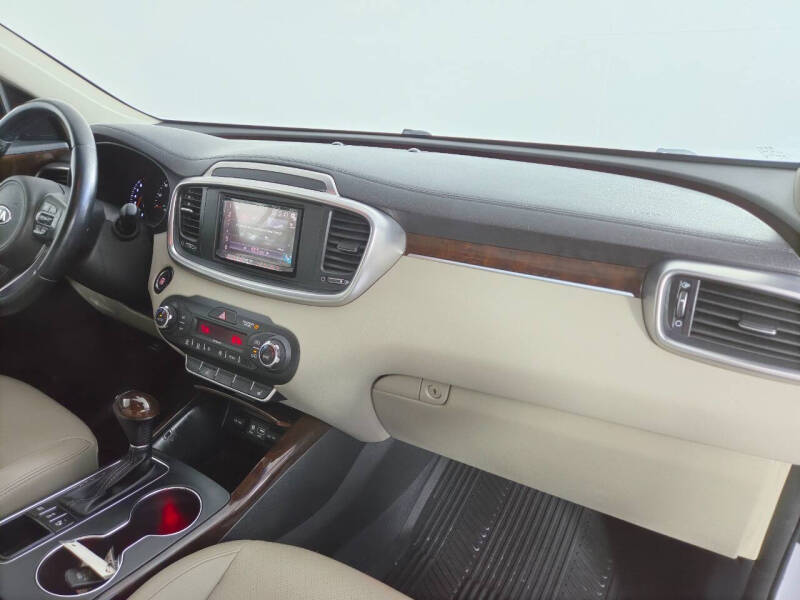 2016 Kia Sorento EX