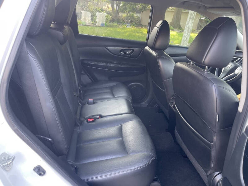 2015 Nissan Rogue SL