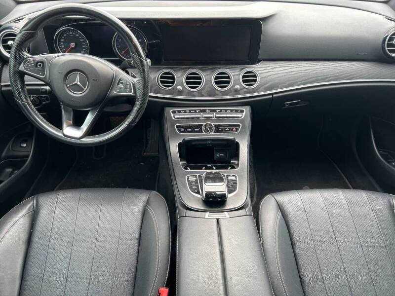2018 Mercedes-Benz E-Class E 300