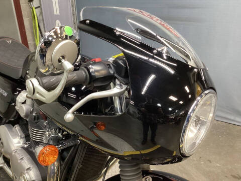 2016 Triumph Thruxton 1200