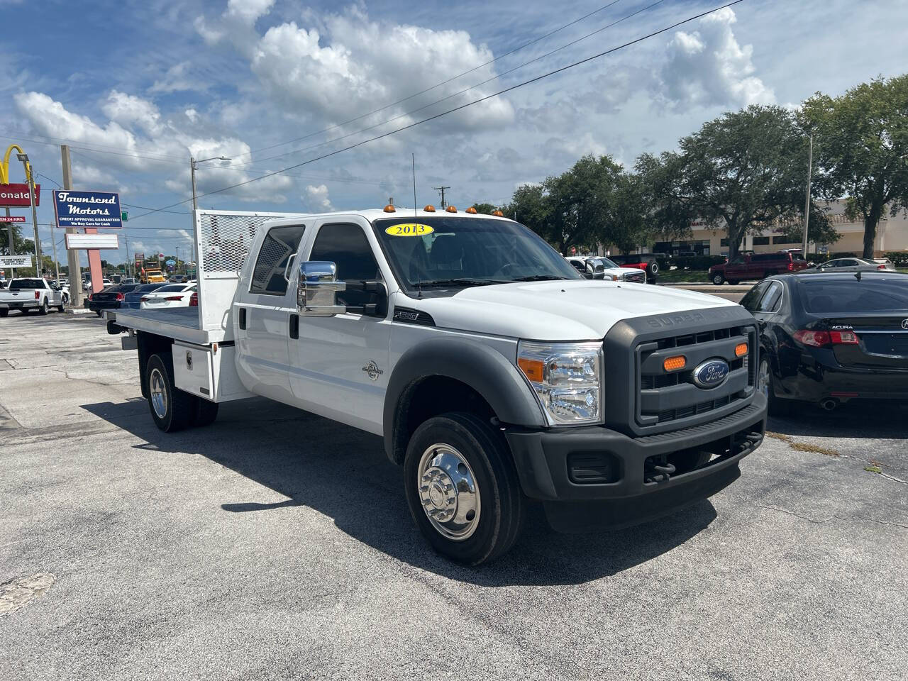 2013 Ford F-550 Super Duty 4X2 4dr Crew Cab 176.2 200.5 in. WB's photo