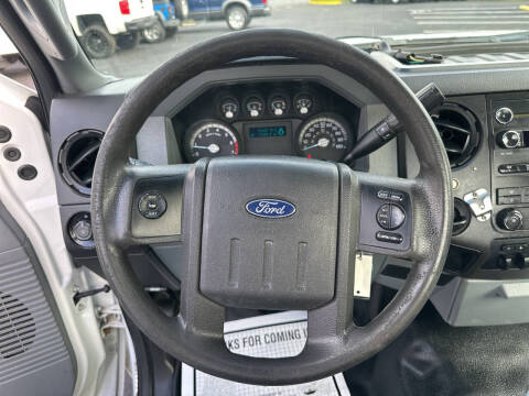 2012 Ford F-350 Super Duty XL