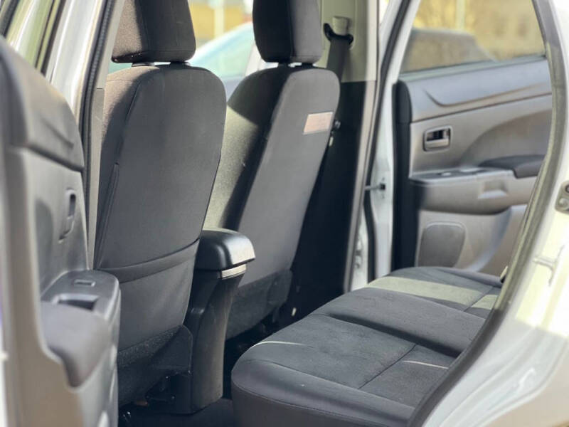 2015 Mitsubishi Outlander Sport ES