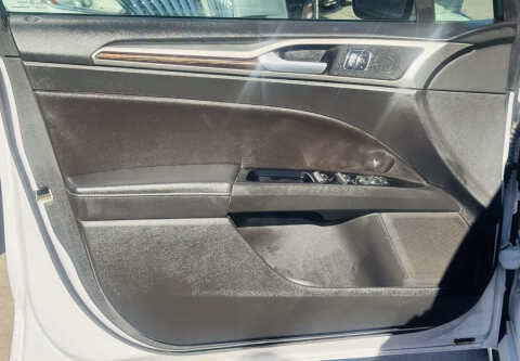 2016 Ford Fusion Hybrid SE