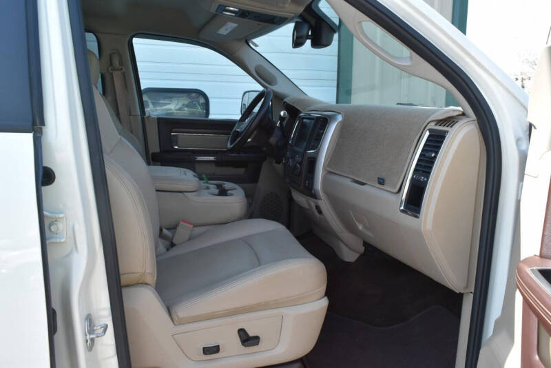 2016 RAM 2500 Laramie