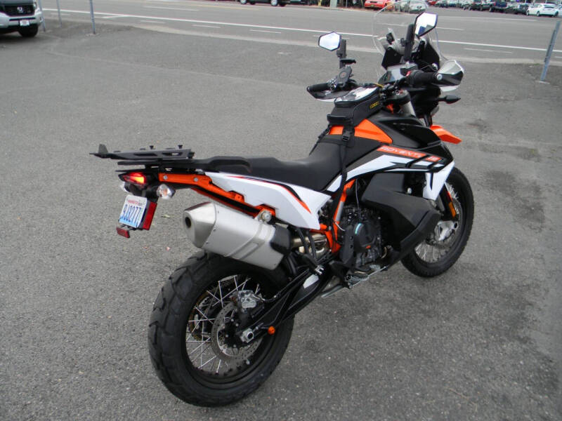 2022 KTM 890 Adventure R