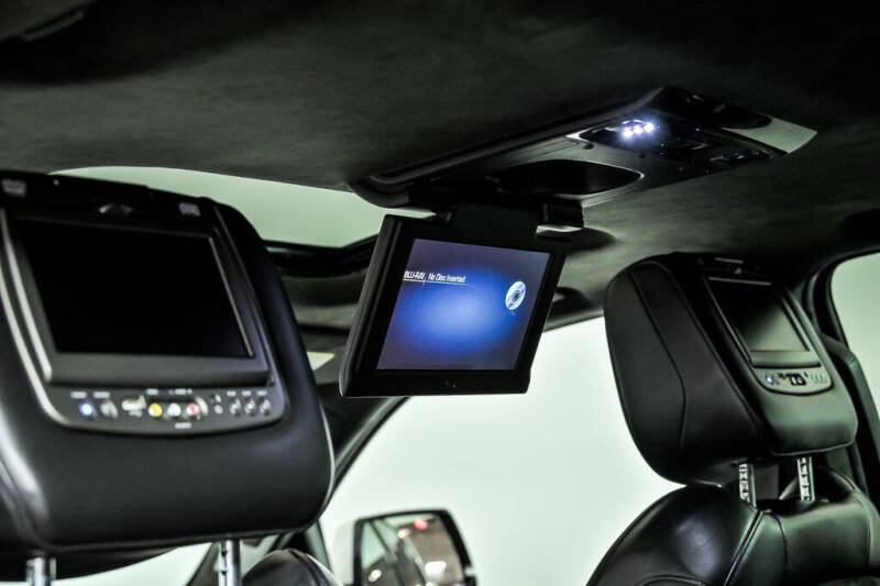 2017 Cadillac Escalade ESV Platinum