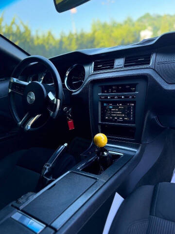2014 Ford Mustang V6