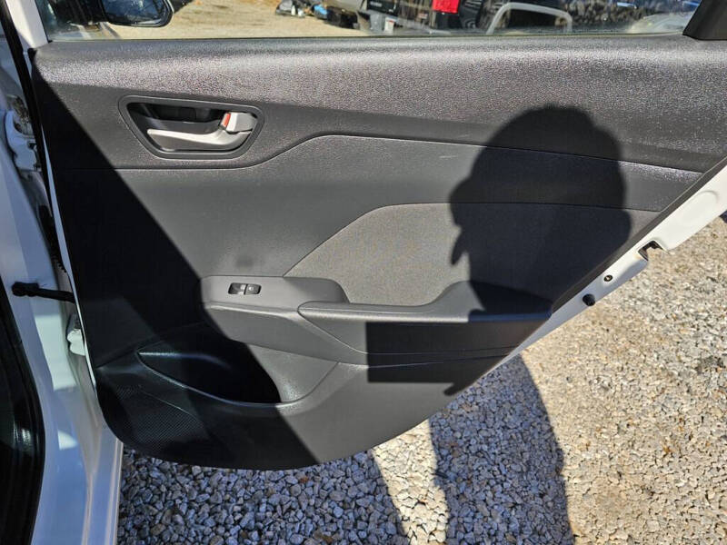 2022 Hyundai Accent SE