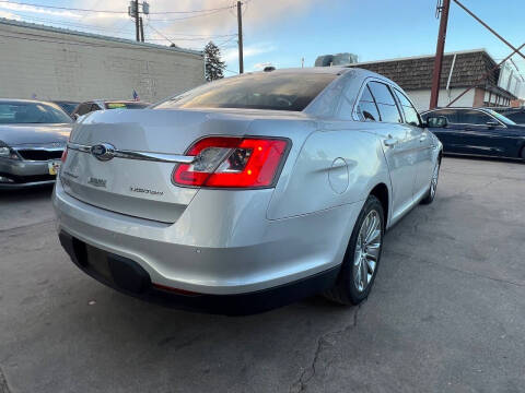 2011 Ford Taurus Limited