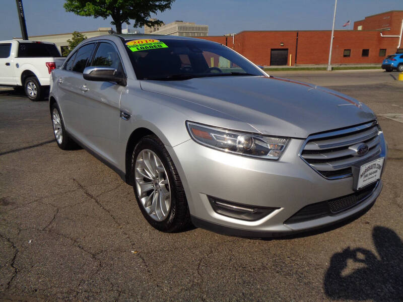 2019 Ford Taurus Limited