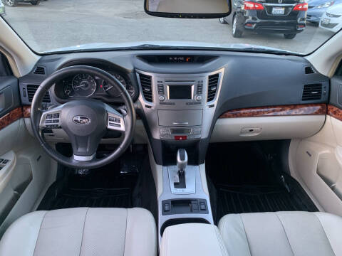 2012 Subaru Outback 3.6R Limited
