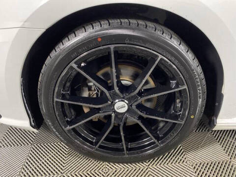 2017 Volkswagen Passat 1.8T R-Line