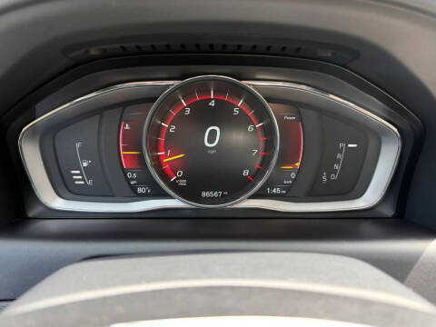 2016 Volvo XC60 T5 Premier