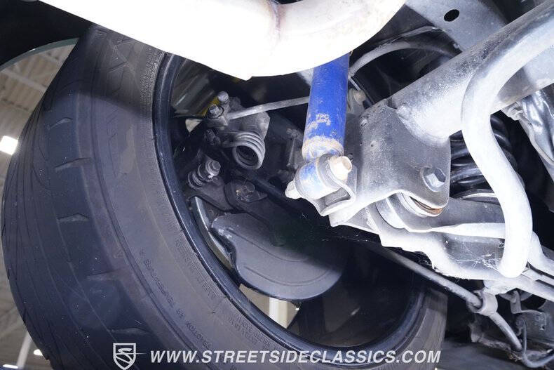 2004 Ford Mustang GT Deluxe