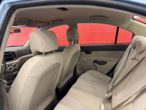 2009 Hyundai Accent GLS