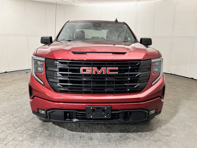 2024 GMC Sierra 1500 Elevation Standard