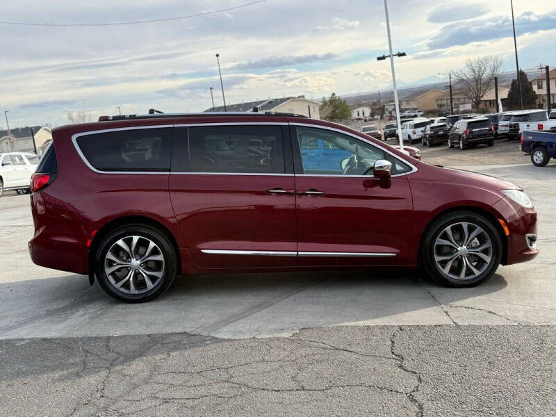 2017 Chrysler Pacifica Limited