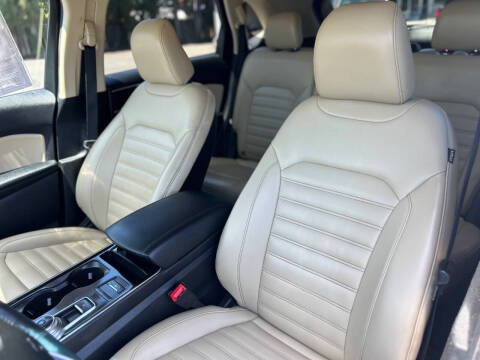 2020 Ford Edge SEL