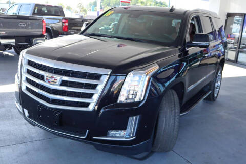 2018 Cadillac Escalade Luxury