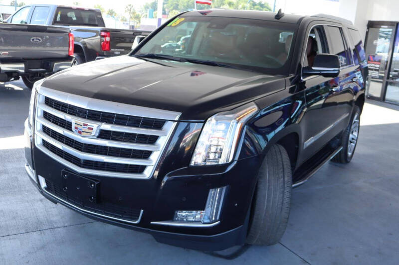 2018 Cadillac Escalade Luxury