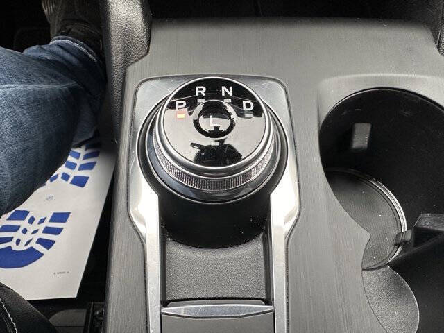 2020 Ford Escape Hybrid Titanium