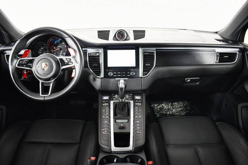 2017 Porsche Macan GTS
