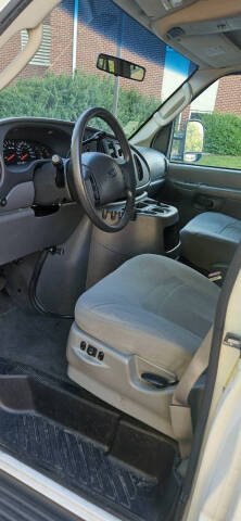 2007 Ford E-Series E-350 SD XLT