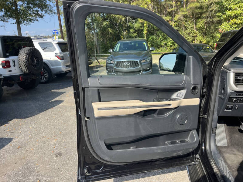 2023 Ford Expedition MAX XLT