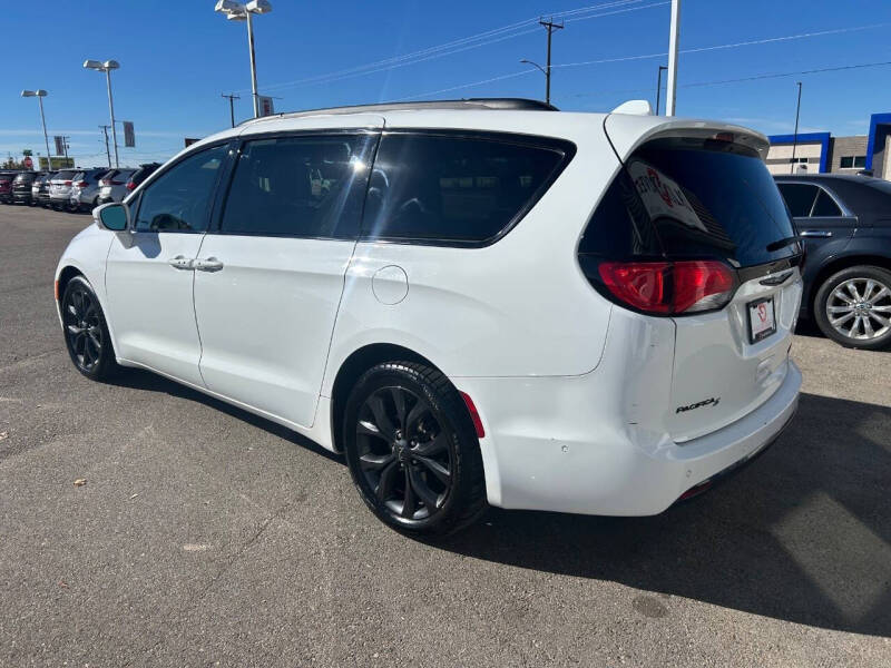 2019 Chrysler Pacifica Limited