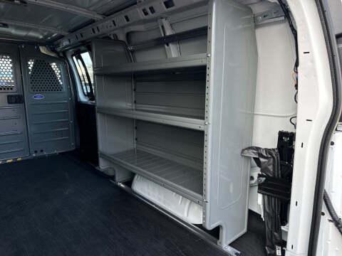 2025 Chevrolet Express 2500