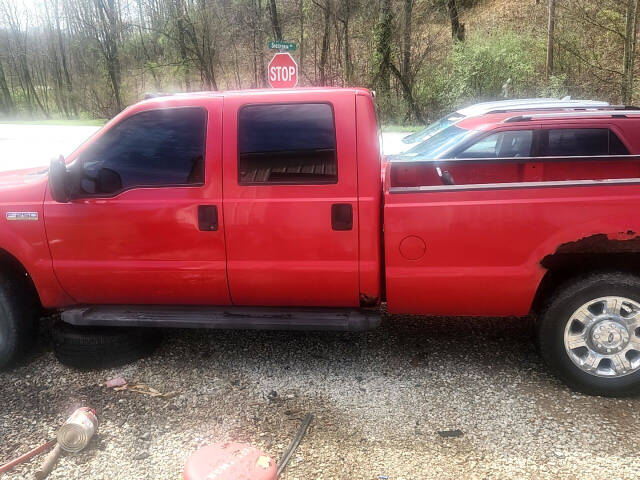 2006 Ford F-250 Super Duty for sale at Isaac's Auto Sales LLC in Sandy Hook, KY