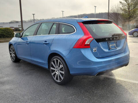 2015 Volvo V60 T5 Drive-E Platinum