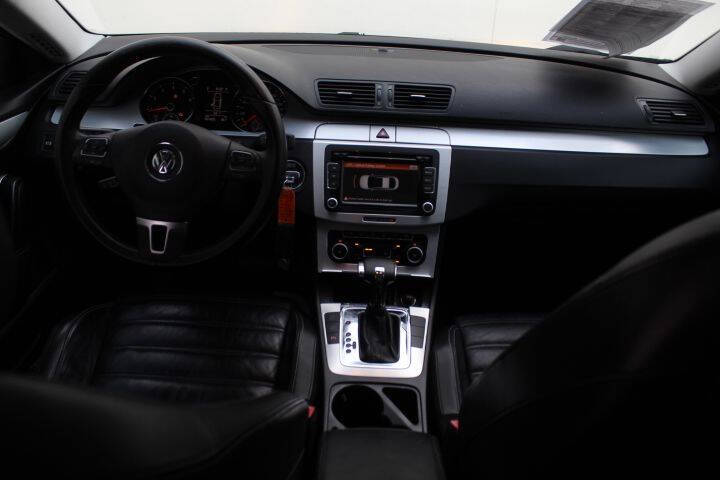 2010 Volkswagen CC Luxury