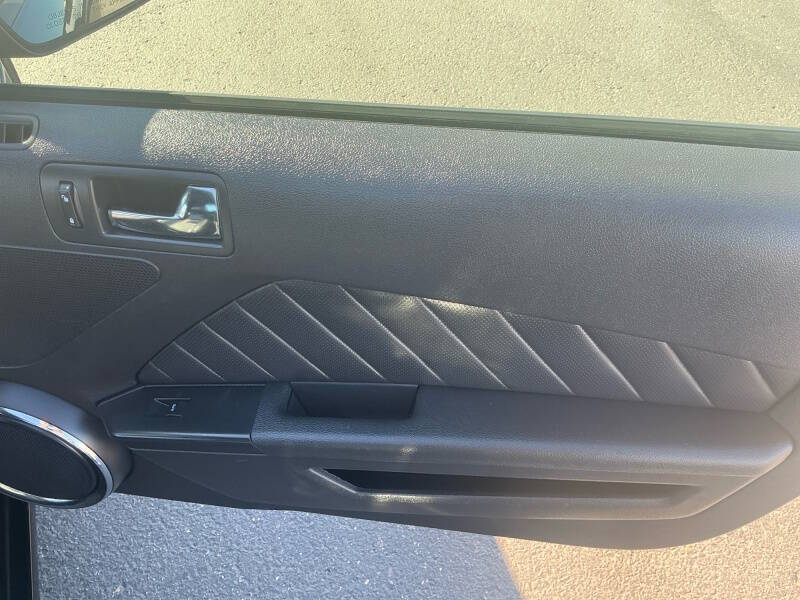 2013 Ford Mustang V6