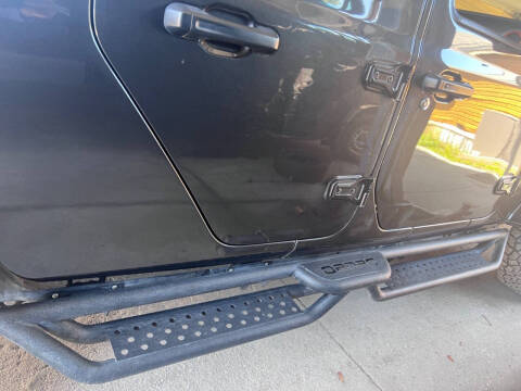 2023 Jeep Gladiator Mojave