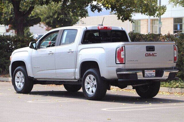 2017 GMC Canyon SLE