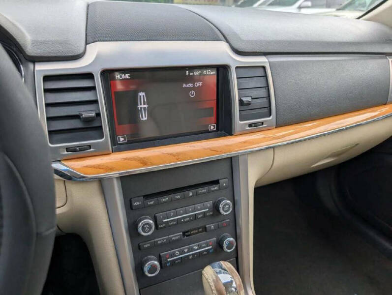 2011 Lincoln MKZ