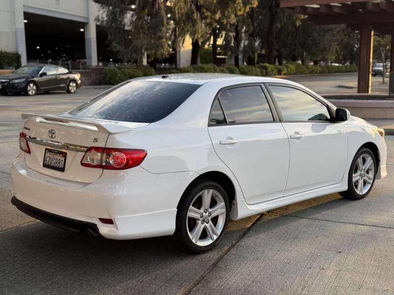 Image 4 of 2013 Toyota Corolla S